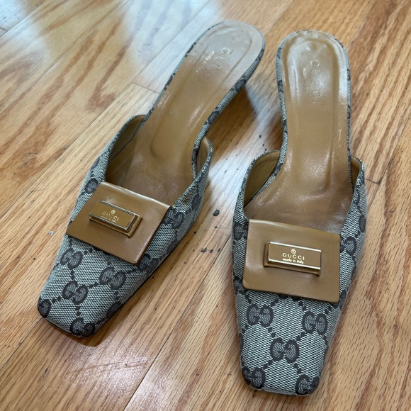 Gucci Brown Monogram Logo Mules - Picture 2 of 8
